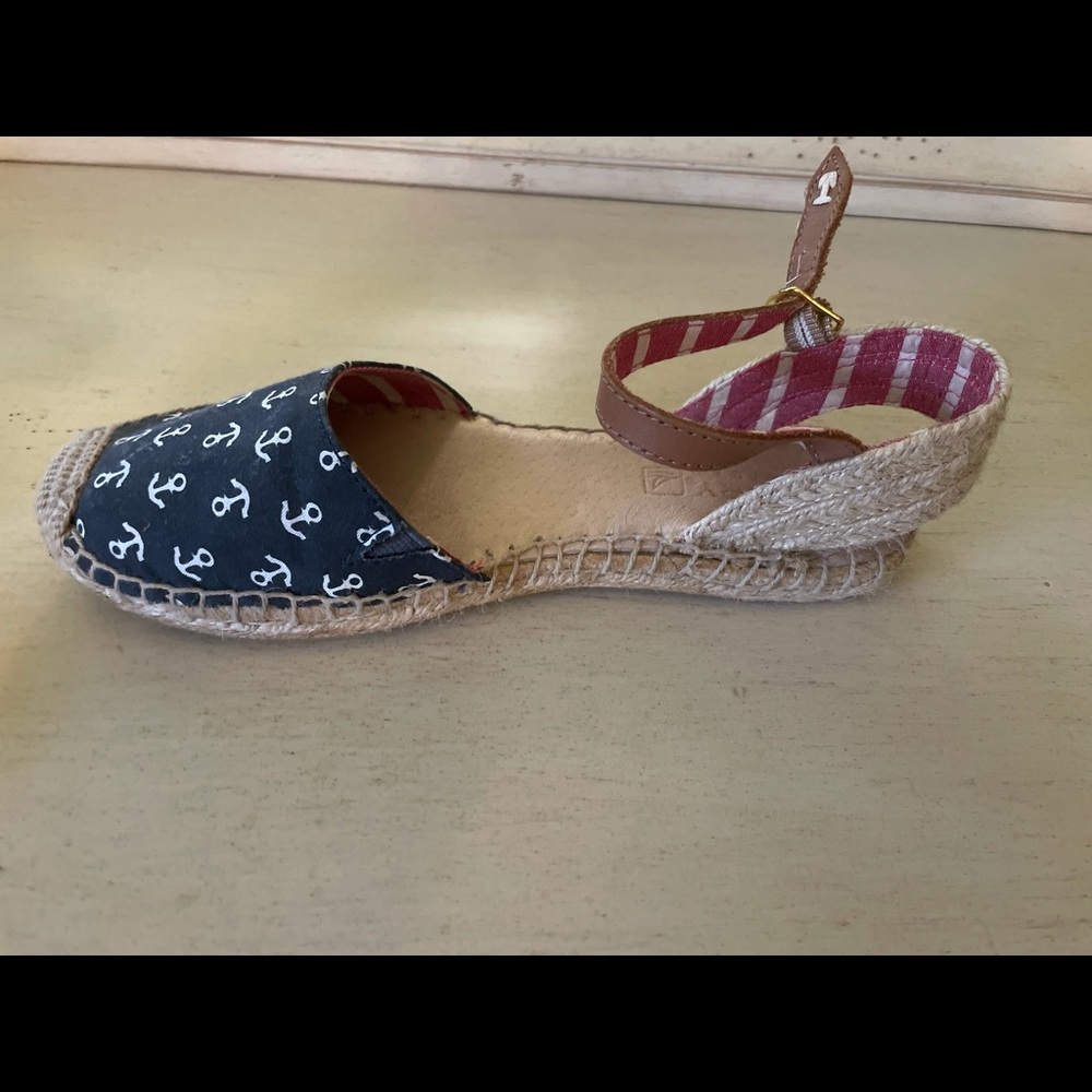 Sperry flats